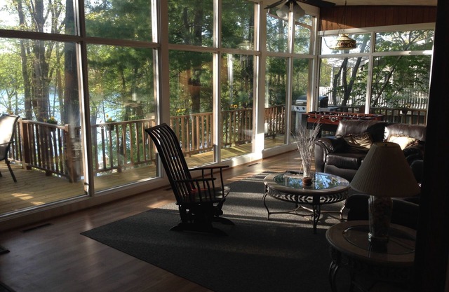 Walls Of Glass Overlook Tranquil Deep Water Cove - Incredible Mid-Lake Location