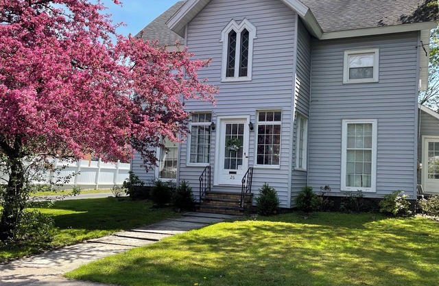 Walton Vintage House