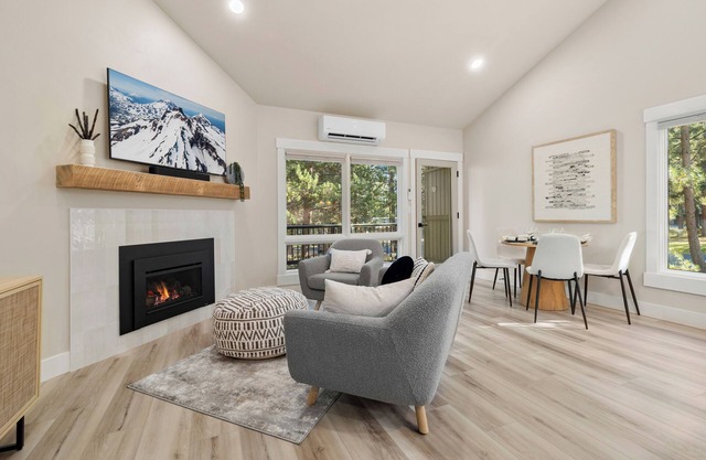 Wanderlust Condo Bend - Mt Bachelor Village - BRAND NEW
