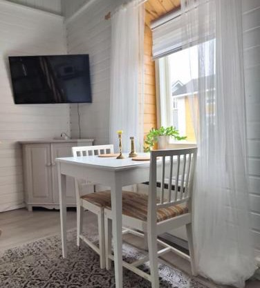 Wanha Fröökynä Huoneisto Wanhassa Raahessa