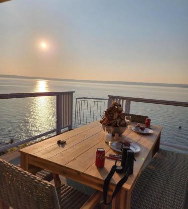 Warm Beach House Stanwood