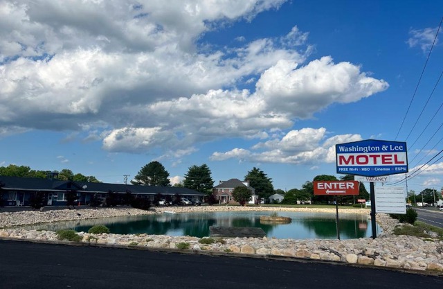 Washington & Lee Motel