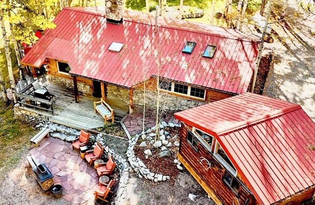 Water front, Log Cabin, Mountain Views, ATV Trails, hiking, fishing, creek front