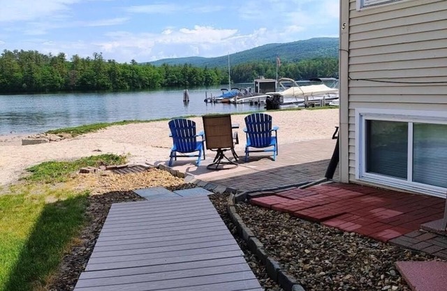 Waterfront 3-bedroom condo in lovely Bristol with boat storage available.