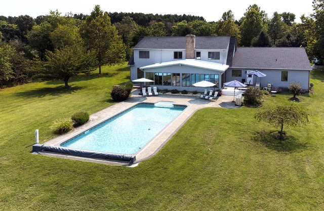 Waterfront 4 acre home with pool between the towns of St. Michaels & Easton!