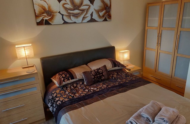 Waterfront apartment in the Heart of St Neots