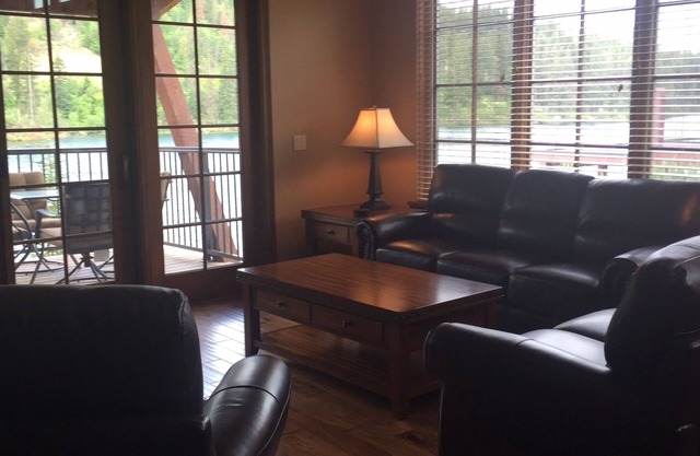 Waterfront Condo, Riverstone area