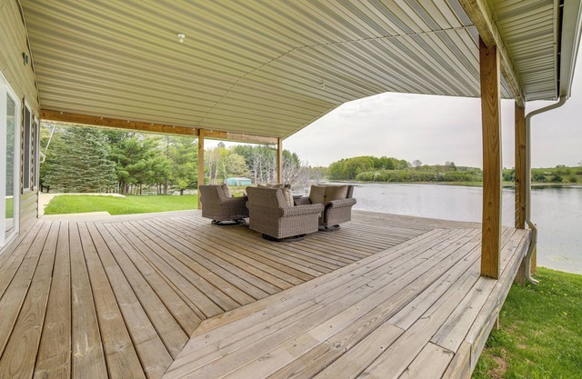 Waterfront Evart Getaway w/Fire Pit on 82 Acres!