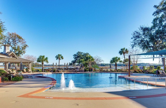 Waterfront Home on Dataw Island: Golf & Amenities!