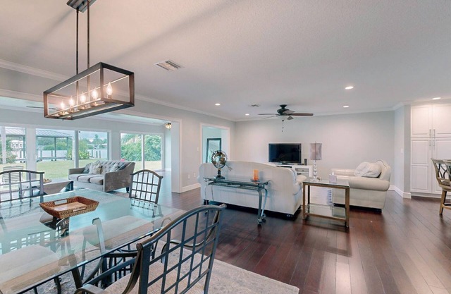 Waterfront Luxury Getaway! Steps to the beach, New Listing!