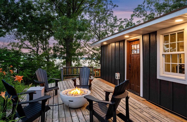 Waterfront Maple Lake Cabins w/Private Beach!