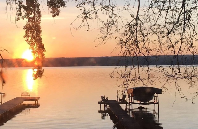 Waterfront property on Cayuga Lake, in the heart of FLX wine country