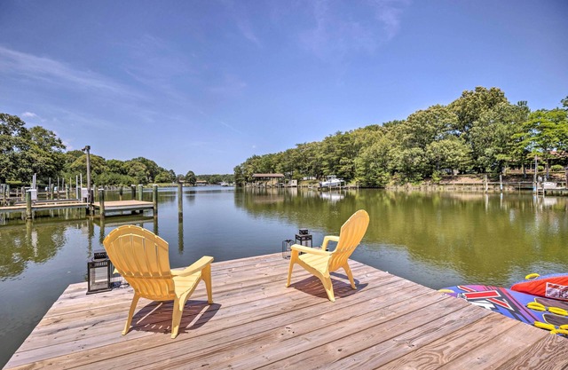 Waterfront Reedville Home w/Private Dock!