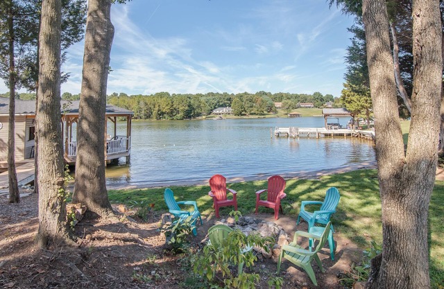 Waterfront Retreat for Young and Old Alike! #1 Rated Lake Anna Waterfront Home