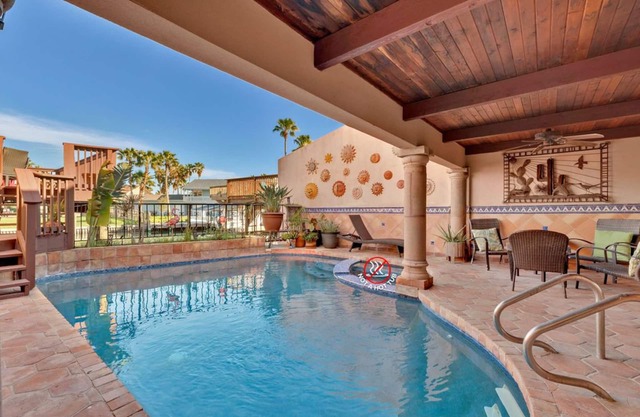 Waterfront townhome with pool & boat slip! Combine with Casa Laguna right next door for larger groups!