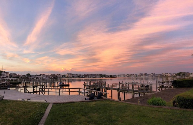 Waterfront Lake/Beach House, Two Blocks to the Beach-Central A/C -7 Lake Terrace