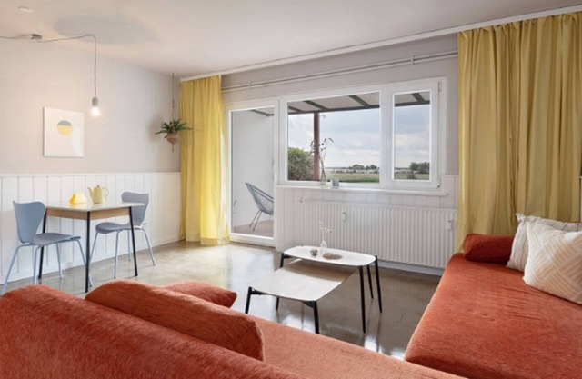 Waterkant - charming 2-room apartment on the first floor with terrace