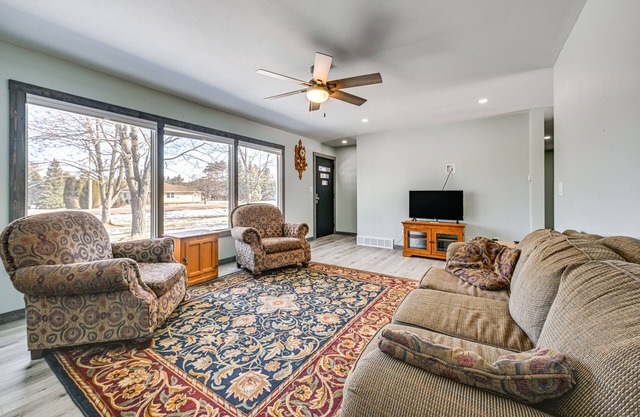Wausau Home w/Yard: 1 Mi to Granite Peak Ski Area