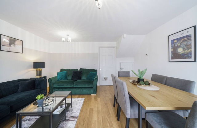 WeeklyDeal|Relocation|Family|WiFi|Sleeps6