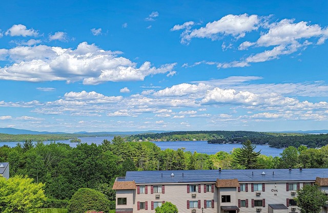 Weirs Beach Retreat: 3BR Condo, Full Kitchen