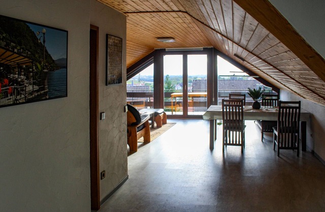 Weitblick - holiday apartment/above the roofs of Oberotterbach