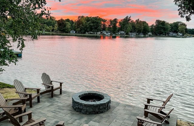 Welcome to Louann Lodge! A Lakefront Retreat!