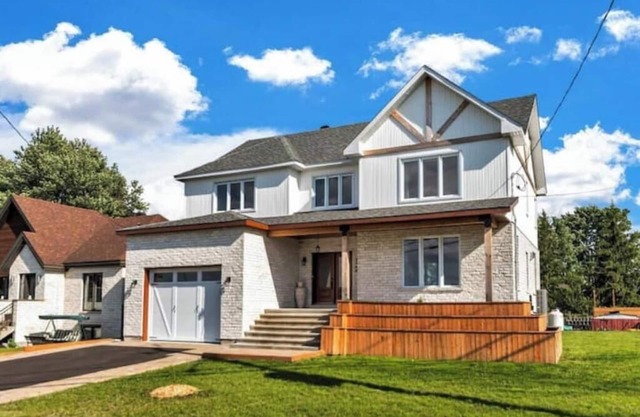 Welcome to Peaceful Pines-Your Home Away From Home,10 min from Playground Casino