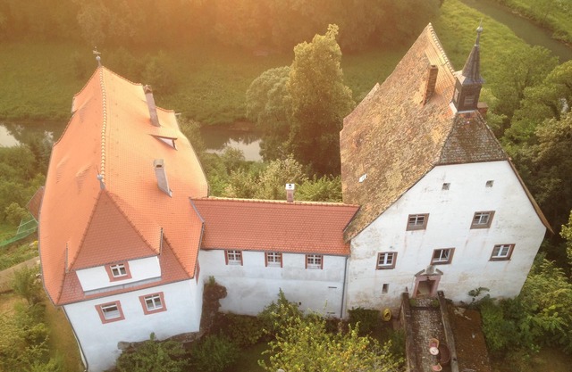 Welcome to Plankenfels Castle - live like the lords of the castle in the south wing!
