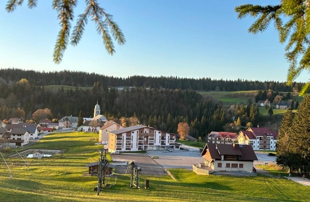 Welcome to the OH JURA ski and hiking duplex!