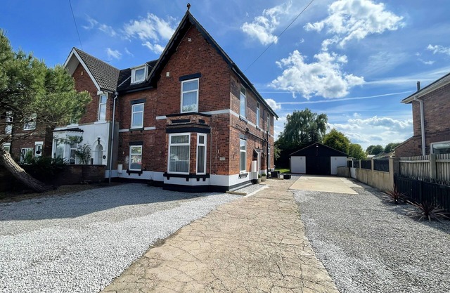 Welcome to Winwood House - your home away from home!