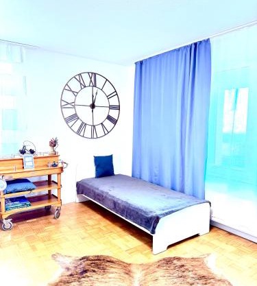 WelcomeToMessePremium Three Bedroom Apartment