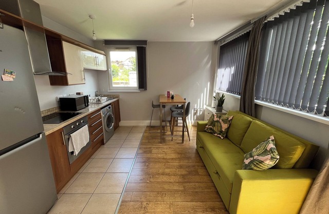Welcoming apartment with WiFi in vibrant London