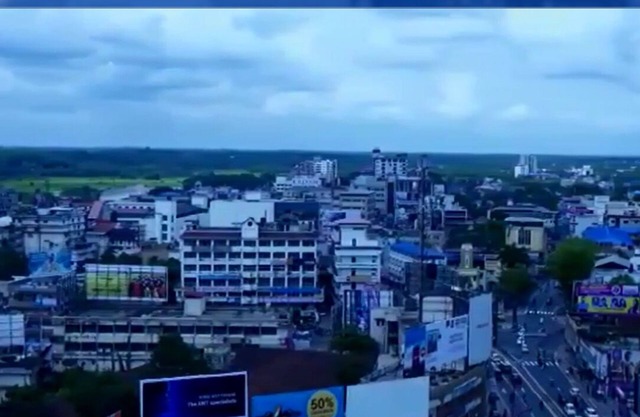 Well Furnished , Well Maintained Three Bedroom Apartment with All Amenities