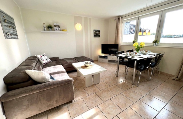 Well-kept vacation complex with 5 residential units in a quiet cul-de-sac location