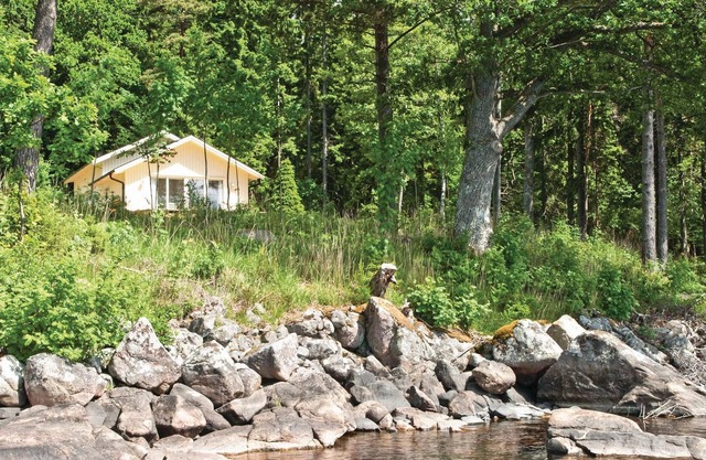 Well maintained cottage with very good standard.