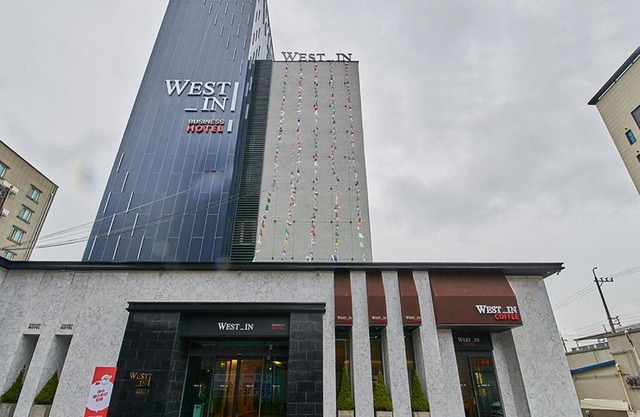 West In Hotel Yeosu