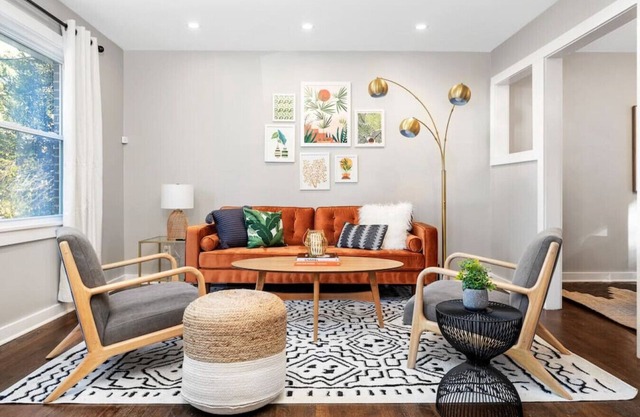 West Side Family-Friendly Modern Haven - Sleeps 12