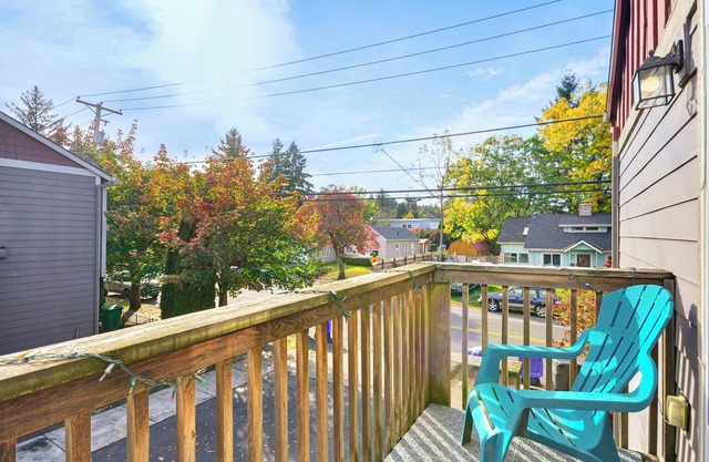 WFH-Friendly Hub w/Fenced Patio in Portland!