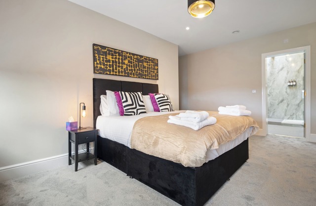 WhiskAwayStays - Victoria House - Apartment 6