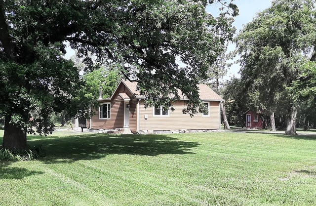 Whispering Grove Cottage On 22nd *In The Country*