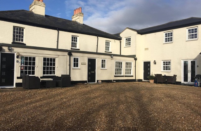 Whitehouse Cottage - Great Paxton