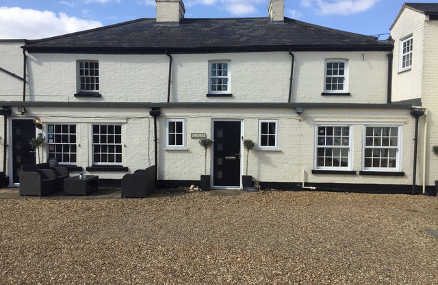 Whitehouse Cottage - Great Paxton