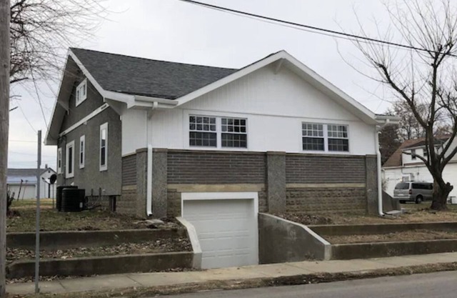 Whole house w/full basement 3 bdrms 2.5 baths 5 recliners + air mattress space