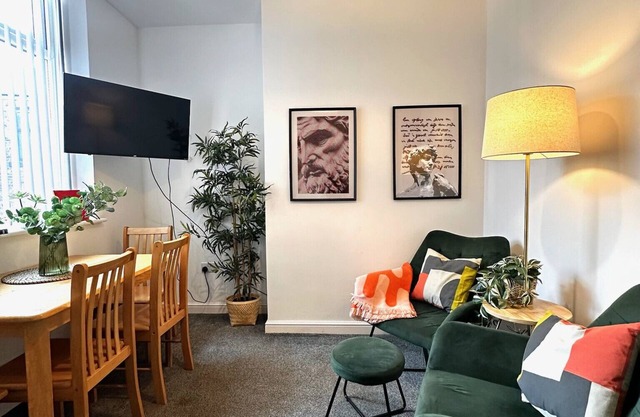 Wigan 1BR Haven: Perfect for a Relaxing Stay