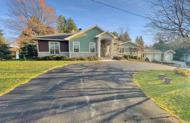 Wilke Lake RetreatnBeautiful home with 180ft tranquil lake frontage