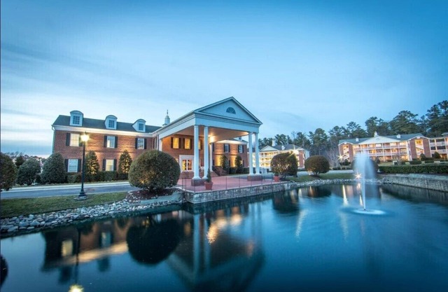 Williamsburg Virginia Charming 2-bedroom Villa Resort -an IHG Holiday Inn Resort