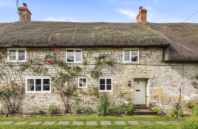 Willow Cottage is a beautiful thatched cottage with bags of character and charm