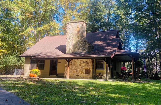 Willow Oak Cottage - completely renovated and 15 min from Penn State University