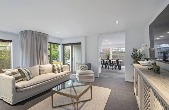 Winchester Haven - Family Home