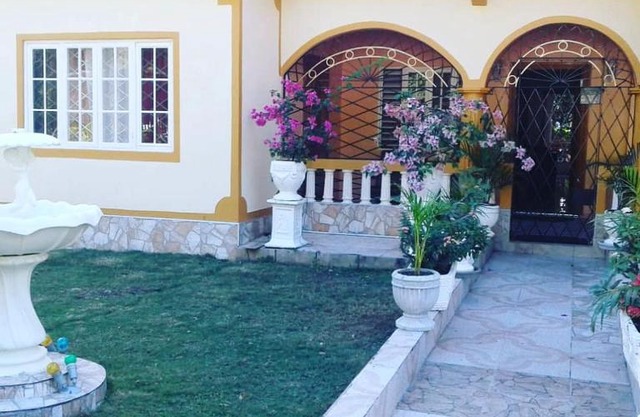 Windbreak Villa